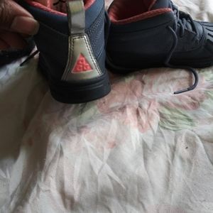 Nike acg boots for kids